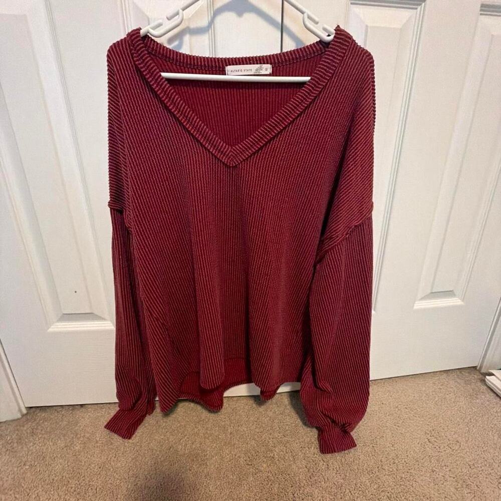 Burgundy ribbed knit sweater knitwear